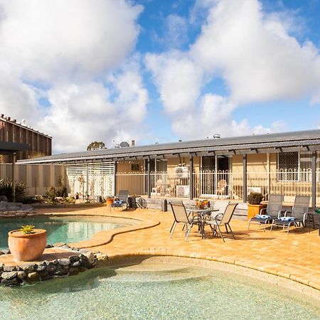New England Motor Lodge Glen Innes Εξωτερικό φωτογραφία
